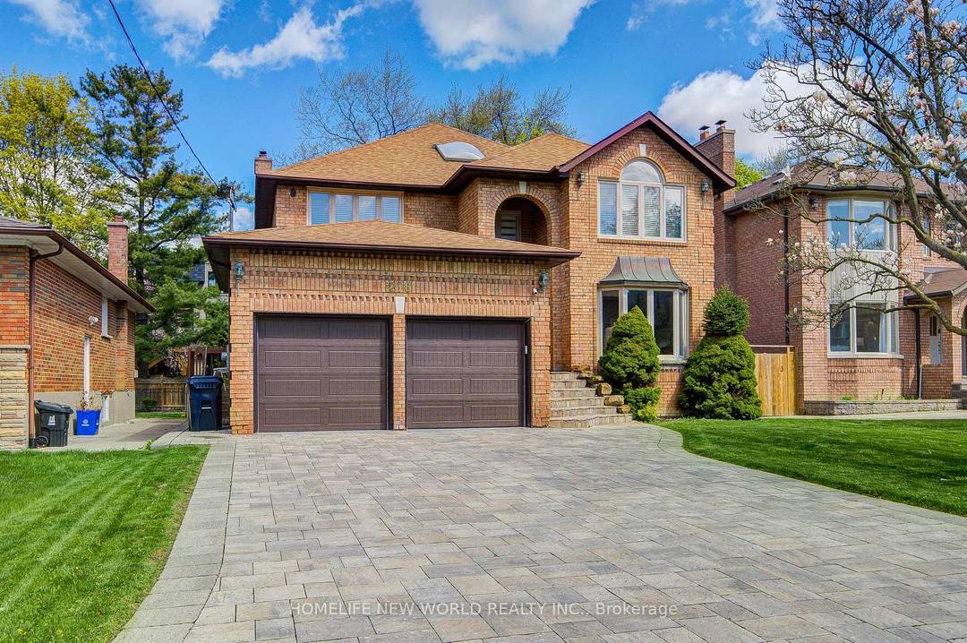 Beautifully Renovated Gem in Prestigious Willowdale East !