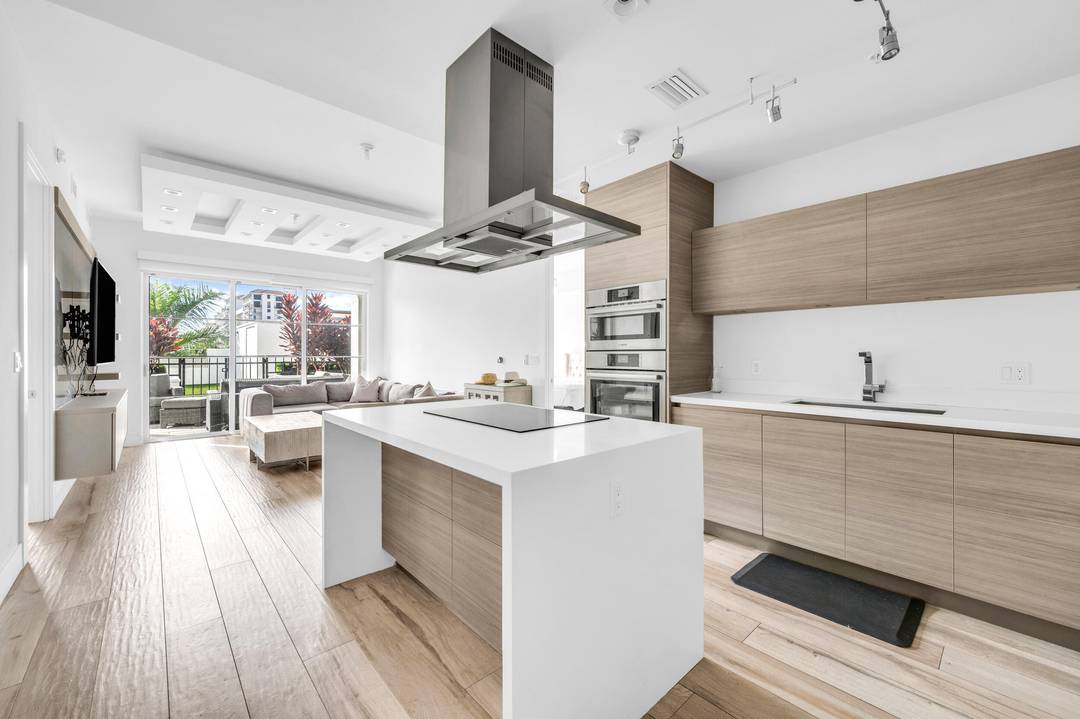 Rarely available South facing 2 bedroom that has been extremely upgraded throughout and with the most amazing private outdoor space.