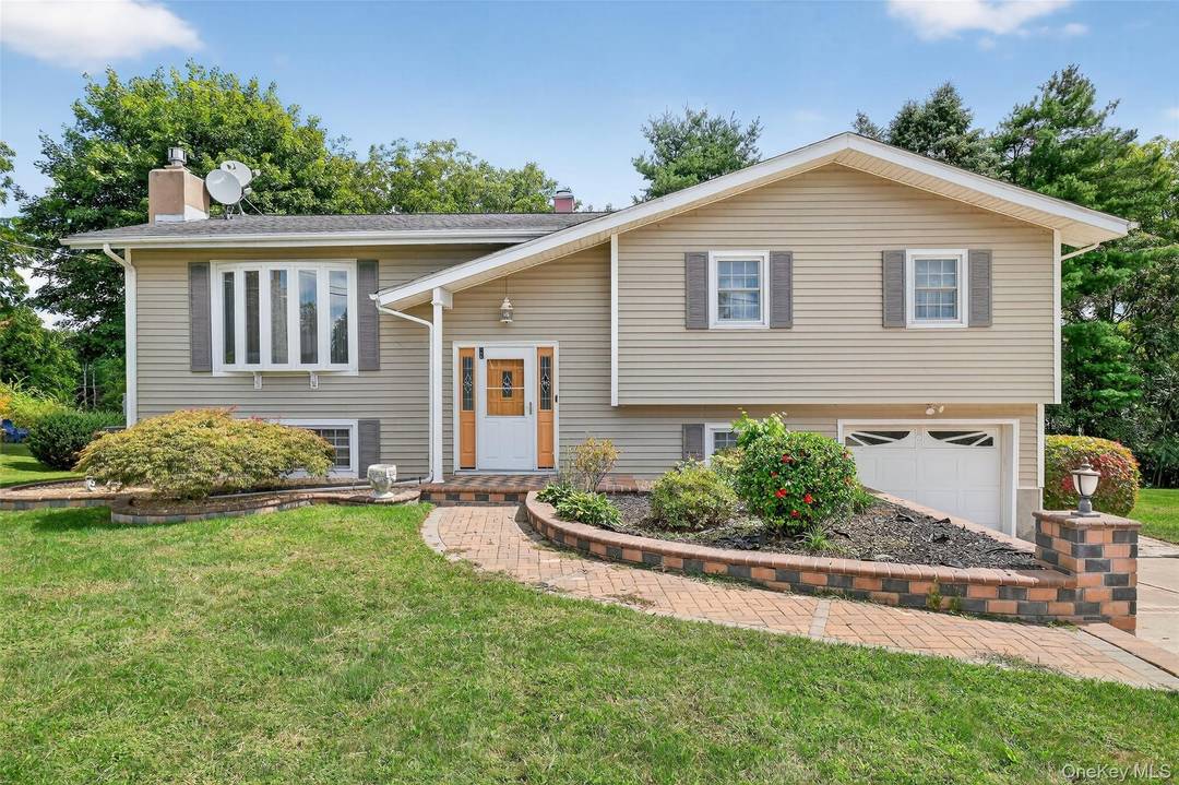 Welcome to this beautiful home located in a quiet neighborhood.