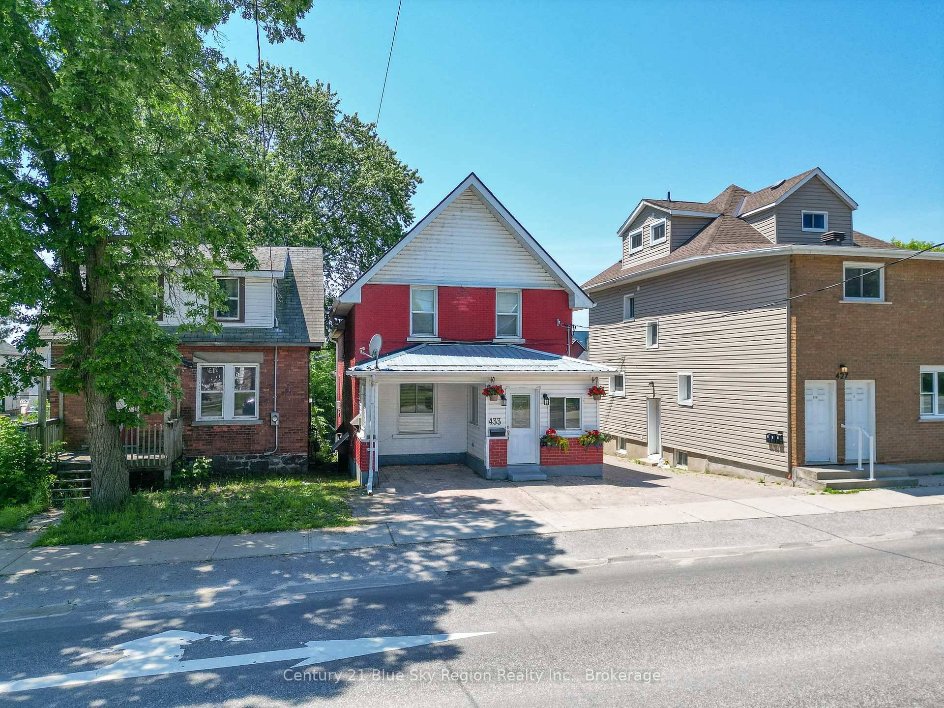 Welcome to this spacious and well cared for two storey home located in the heart of North Bay.