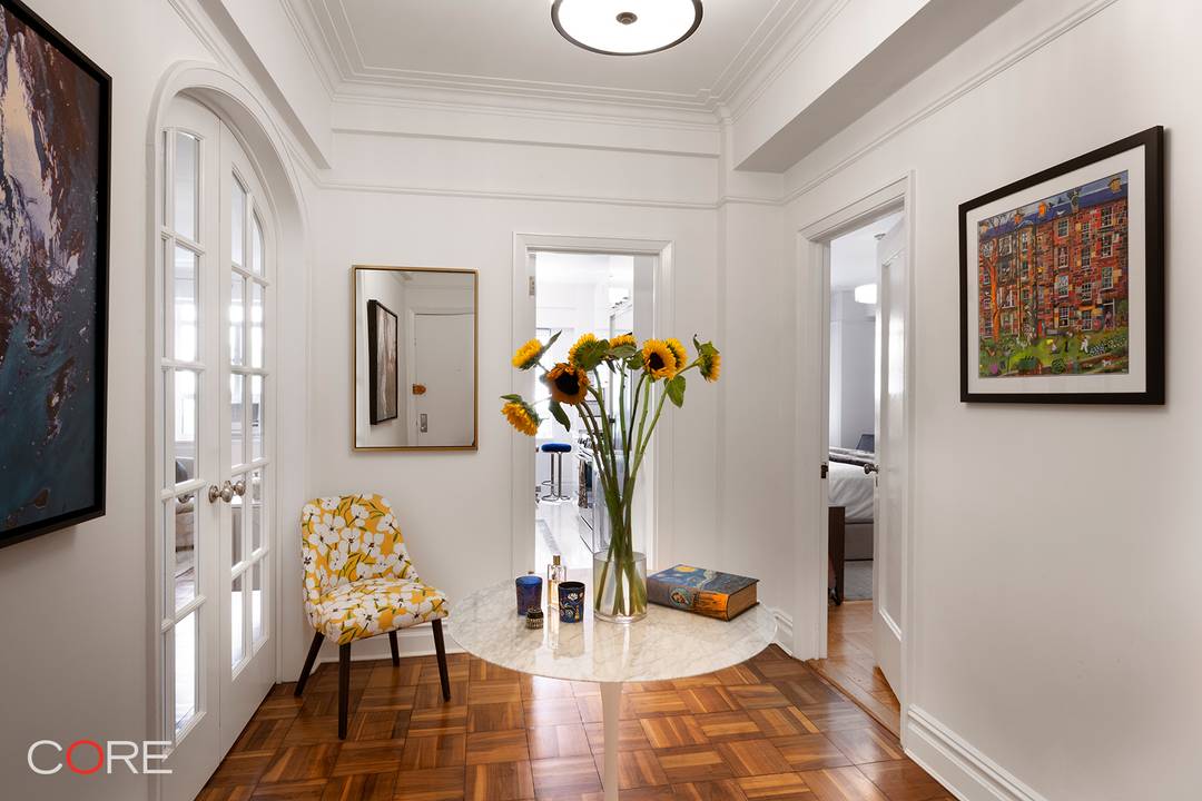 Live elegantly in this newly renovated two bedroom, two bathroom condominium residence with generous proportions and ample space.