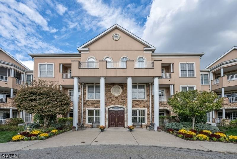 Looking for comfort, convenience and amenities galore in a 55 community ?