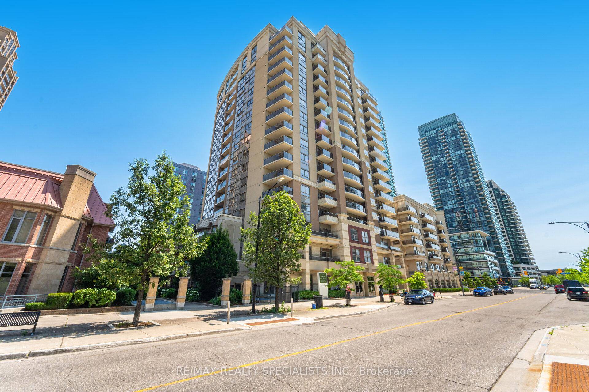 Welcome to this beautifully designed suite at Amica Mature Lifestyle condominium, offering approximately 880 sq ft of elegant and functional living space.