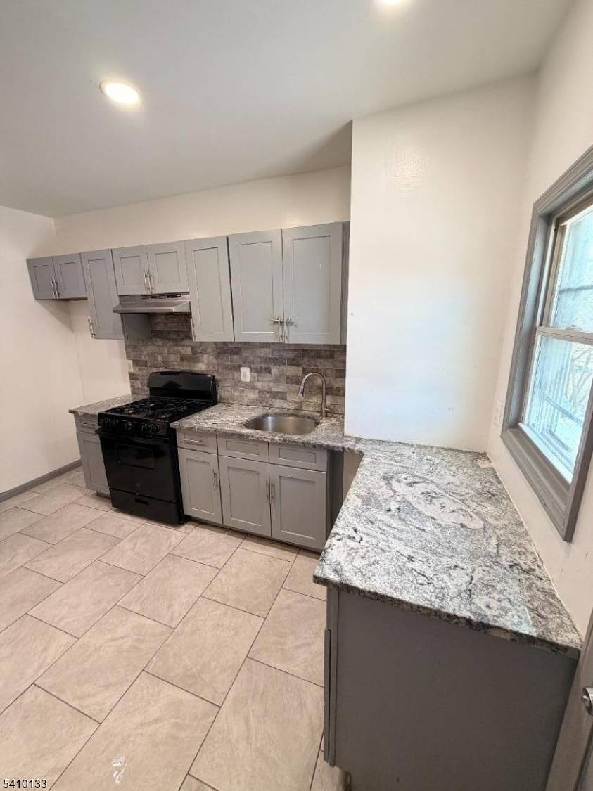 Attention builders and investors a compelling mixed use development opportunity in Jersey City's West Side WESO WEST SIDE SOUTH OF COMMUNIPAW neighborhood.