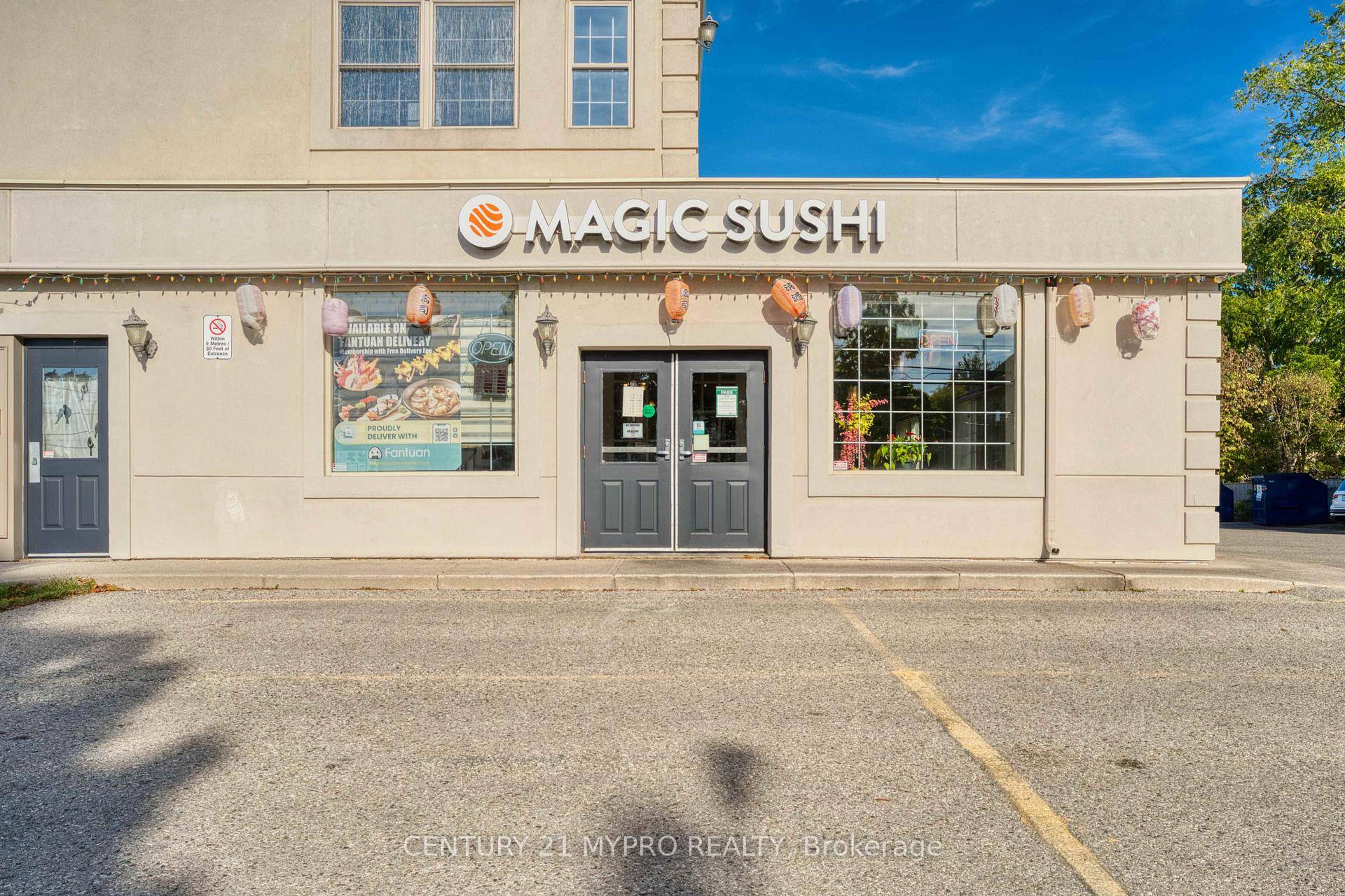 Excellent Turn Key Opportunity to own your restaurant business in the SoHo commercial district in London Downtown.