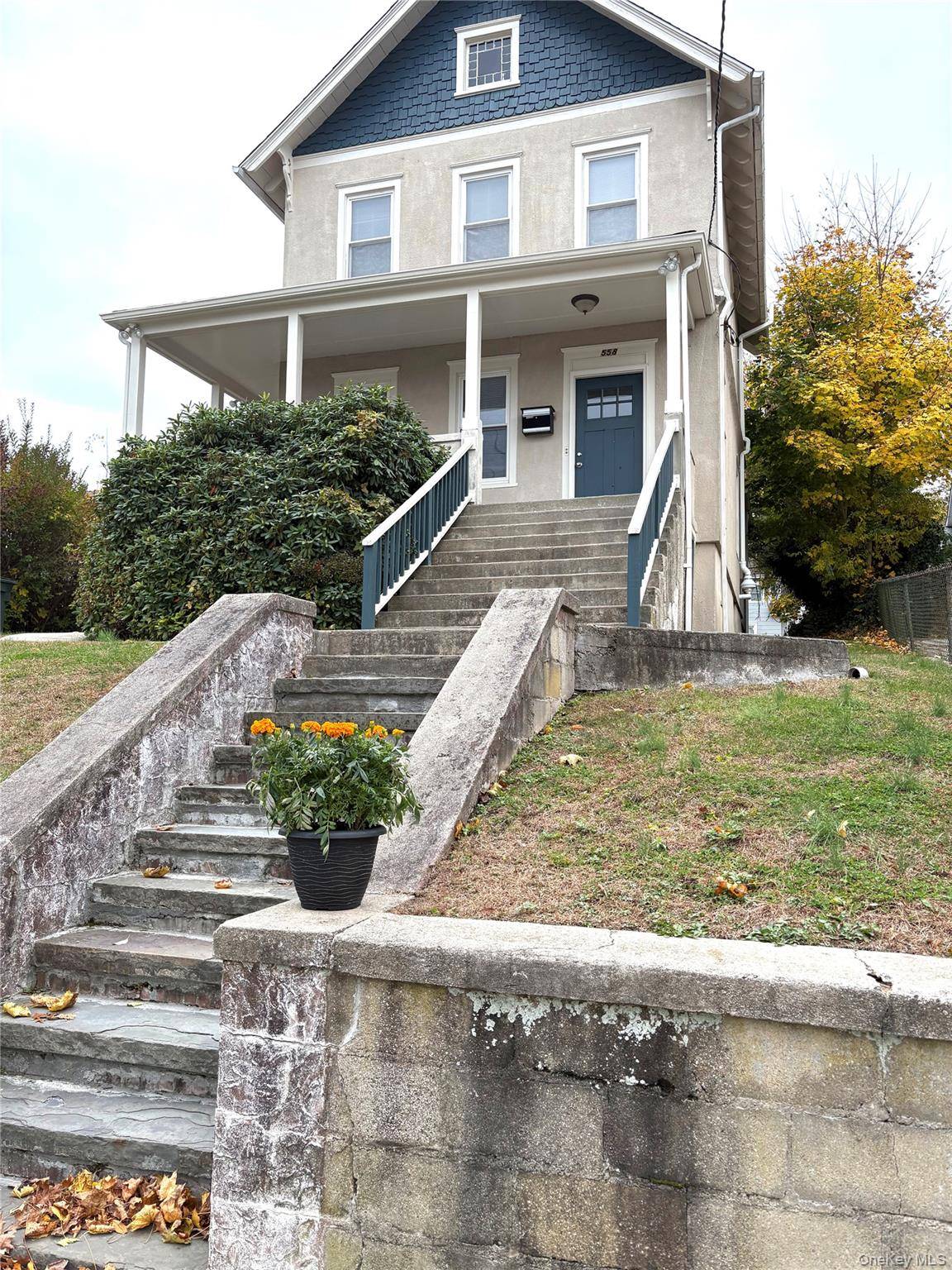 Welcome Home ! This 3 bed, 1 bath, 1st floor unit is located on a beautiful tree lined street in Port Chester.