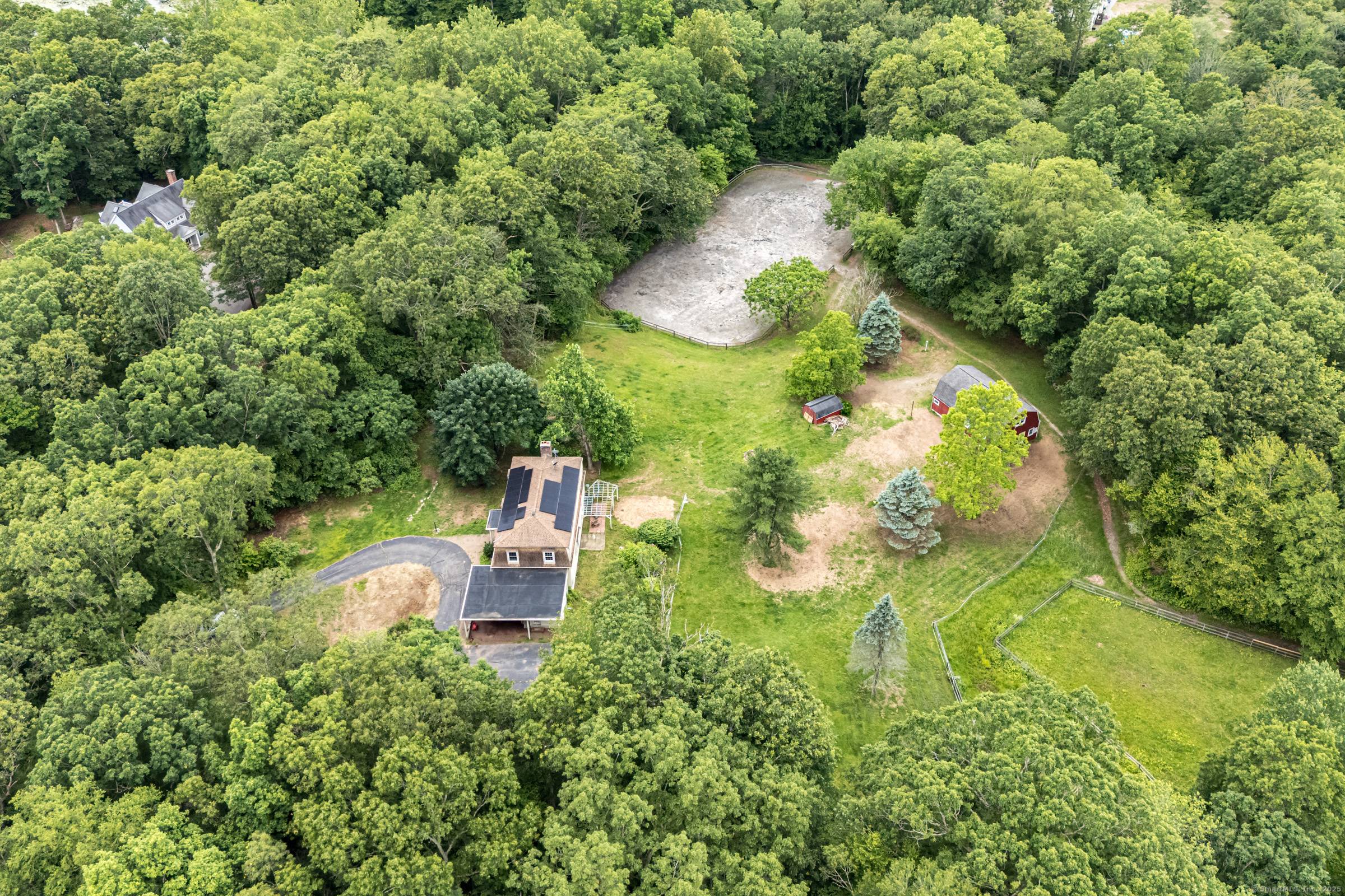 Property reduced for an immediate sale, being sold as is where is.