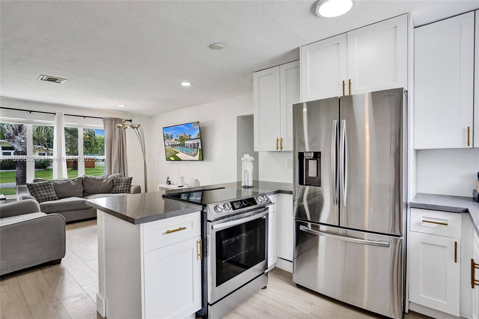 Fall in love with this charming 3 bedroom, 2 bath home in Hallandale Beach, featuring a versatile back house that s perfect for an office, guest suite, or extra bedroom.