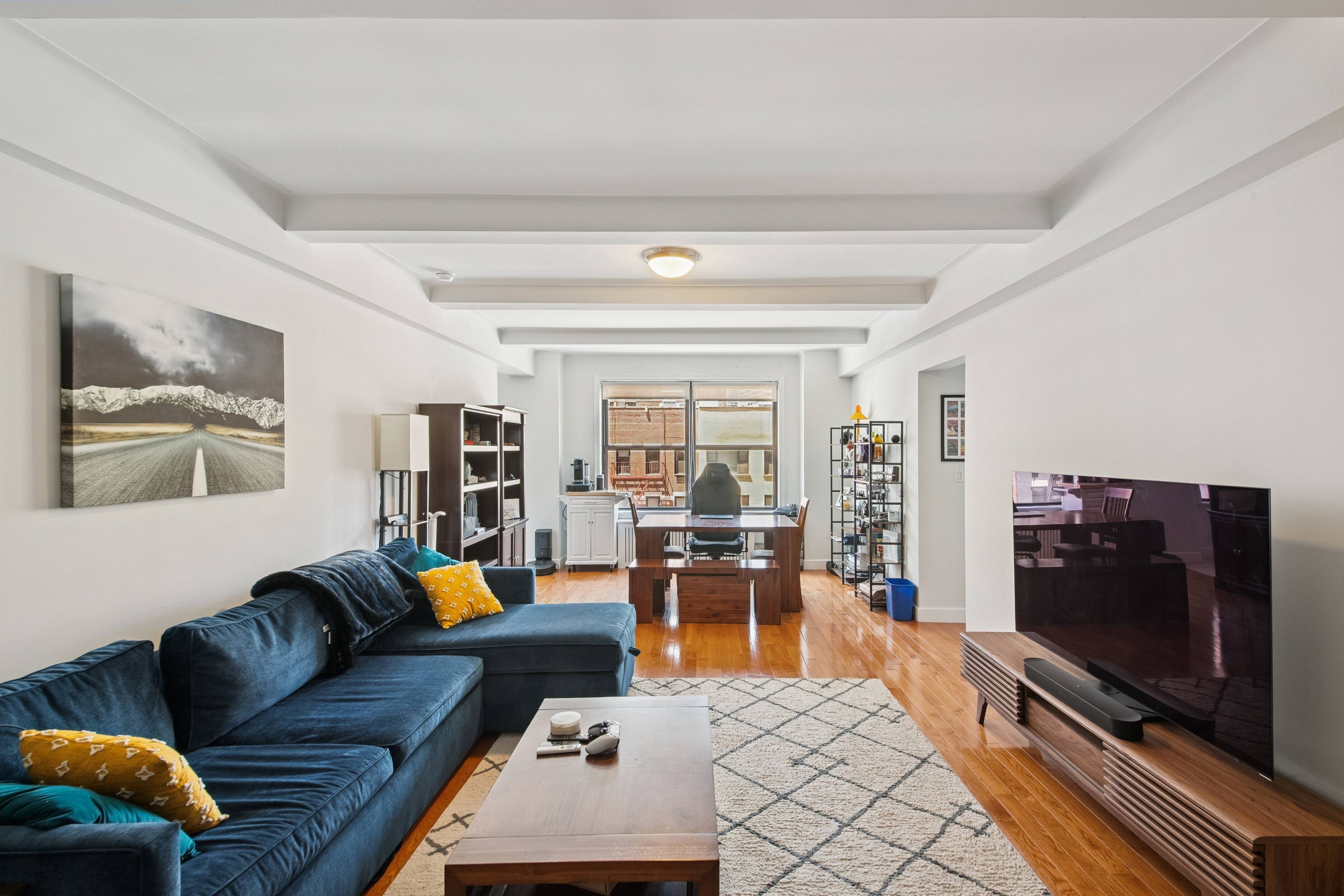 Sutton Place 1 bedroom spacious apt Pre war beamed ceilings !