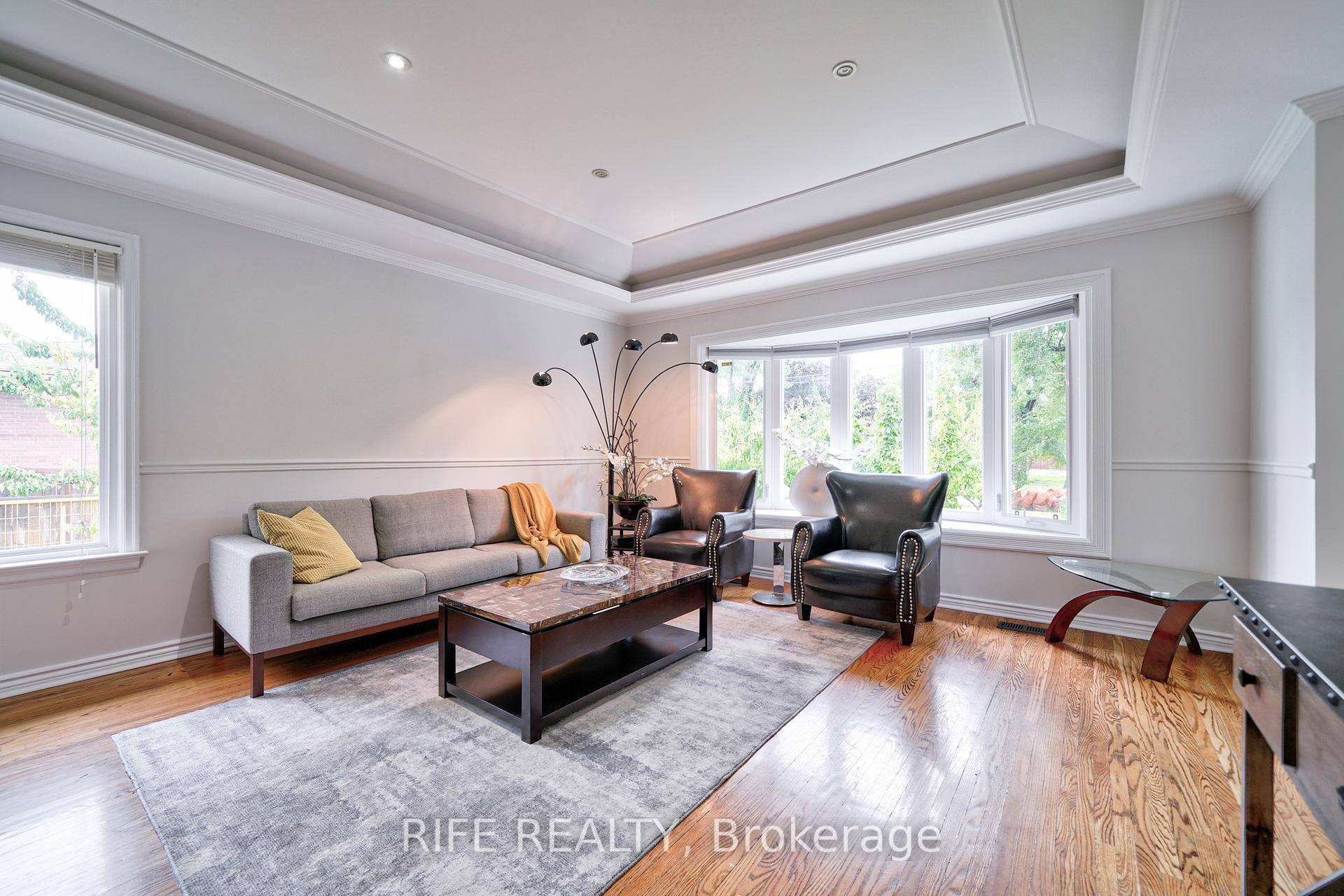 Upgraded 3 Bedroom Main FL Suits, Each Bedroom With Its Own Washroom, Large Kitchen, Ensuite Laundry.