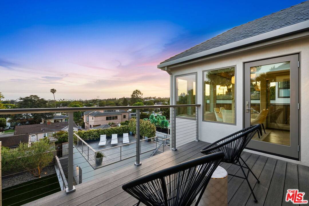 922 Berkeley St 4BR Santa Monica La