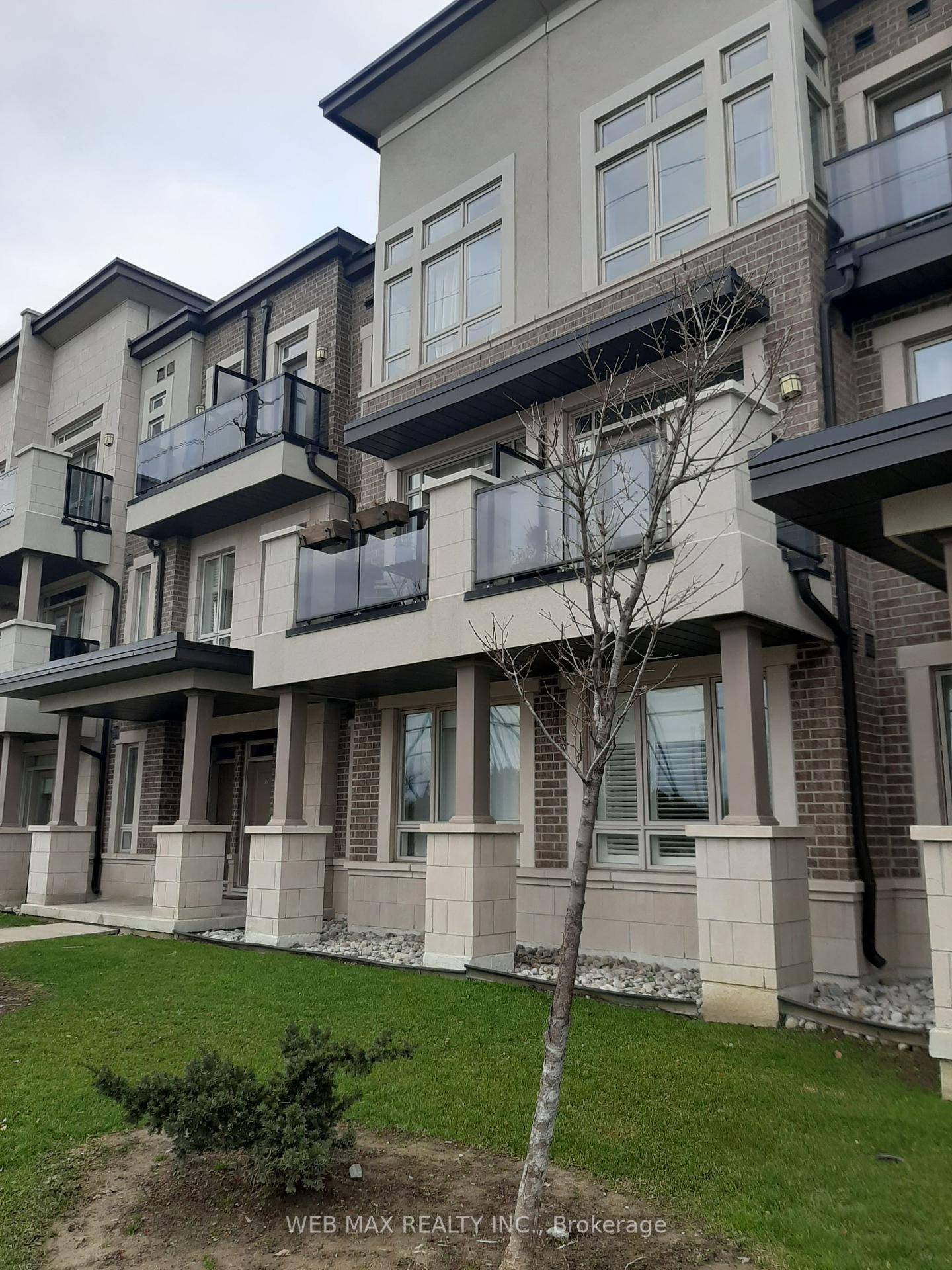 Stunning Modern 2 Storey Townhouse With 2 Walk Out Balconies in the Heart of Vaughan Overlooking Wonderland.