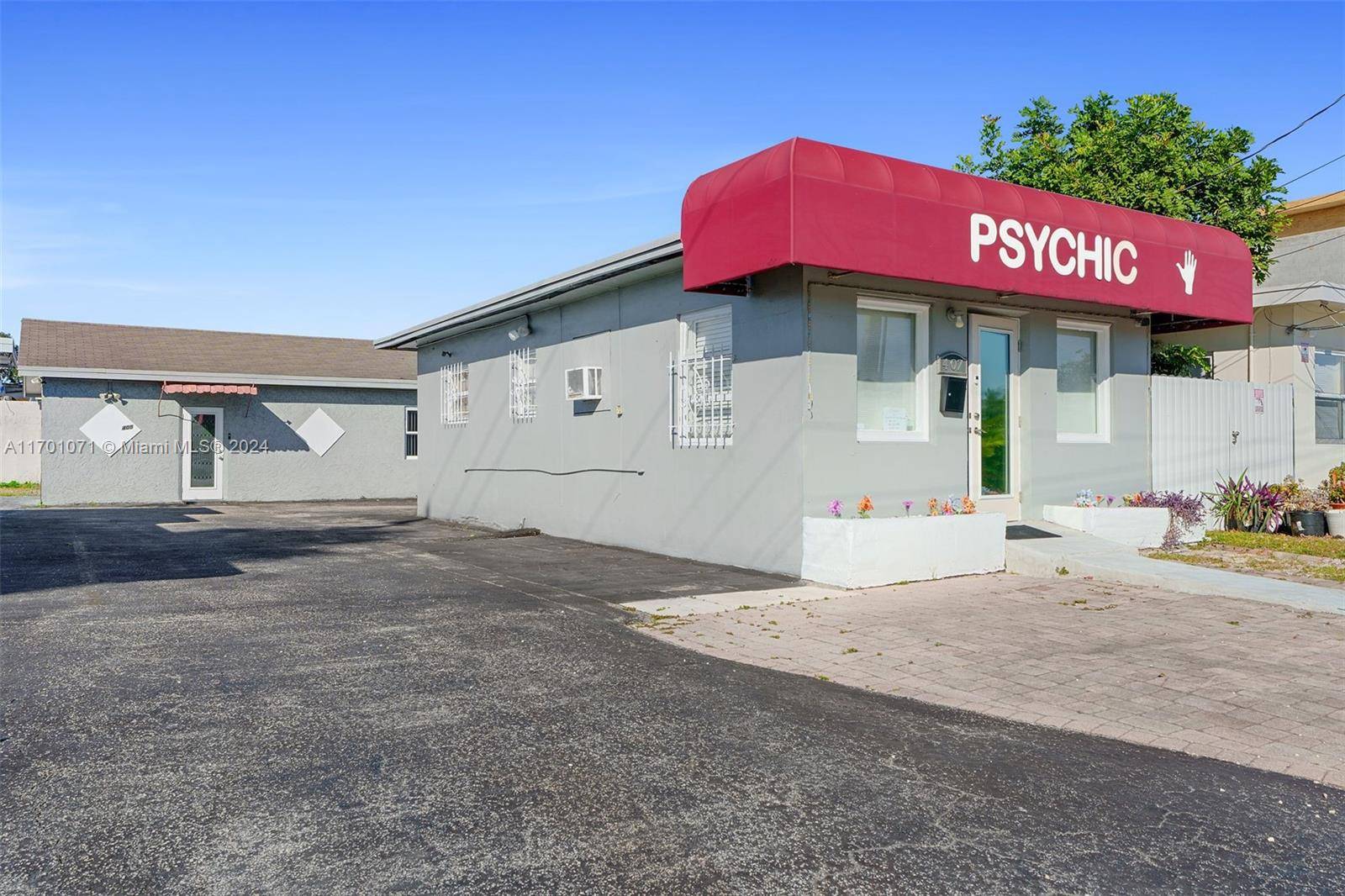 COMMERCIAL BUILDINGS Zone B 1.