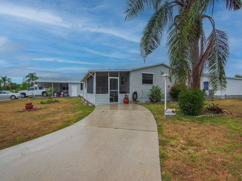 Lovely mobile home in a 55 community.