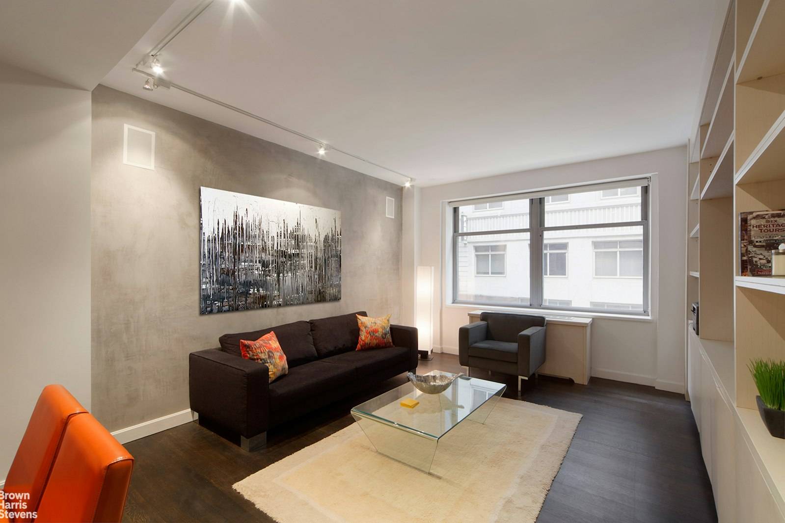 Windsor Park is a 2005 condo reimagining of the 1928 Rosario Candela designed Windsor Helmsley Hotel by famed architects Charles Gwathmey amp ; Robert Siegel.