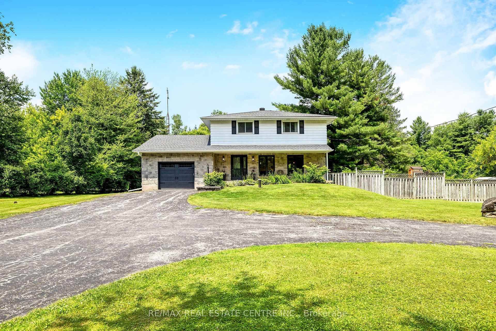 OPEN HOUSE this SUNDAY, AUGUST 10th from 2PM to 4PM You will fall in love with this SERENE PARK LIKE SETTING and wonderfully RENOVATED 4 BEDROOM FOREVER HOME, nestled on ...