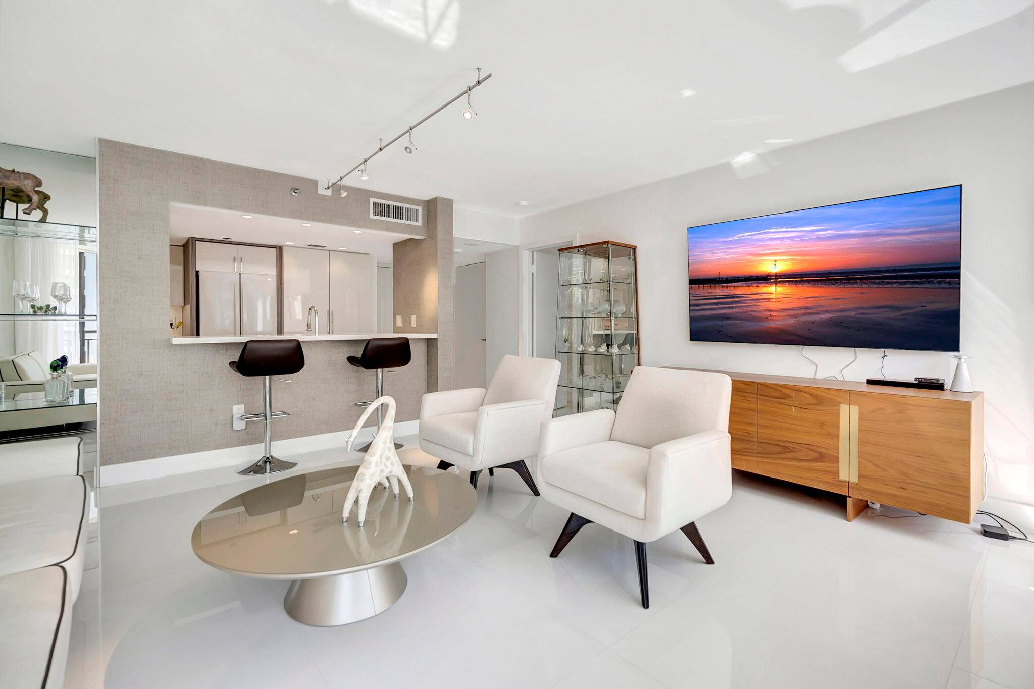 Experience Brickell Key living in this modern fully renovated 2 bedroom, 2 bath condo with stunning water views.