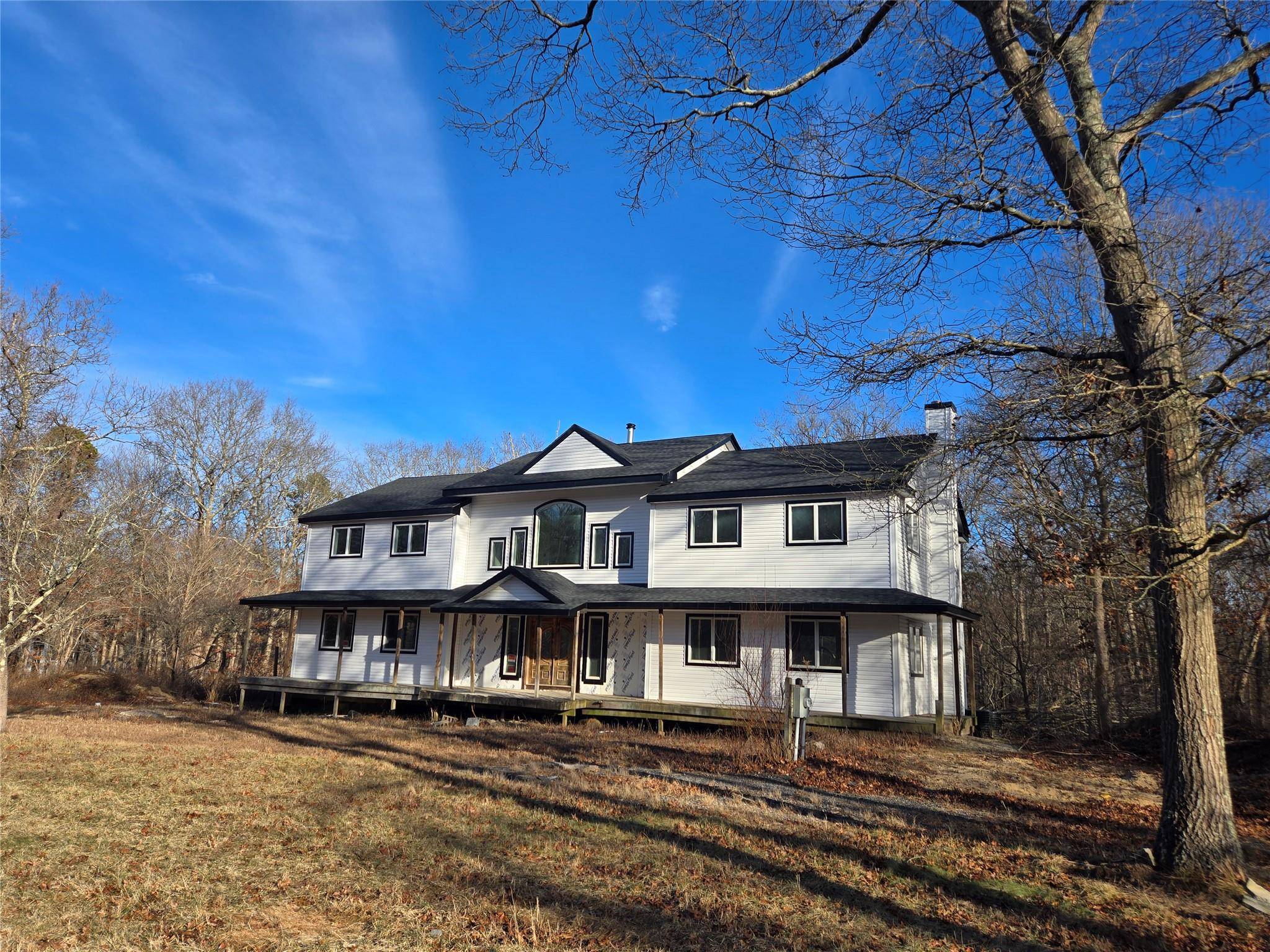 Spacious Home on 2 Acres Incredible Opportunity !