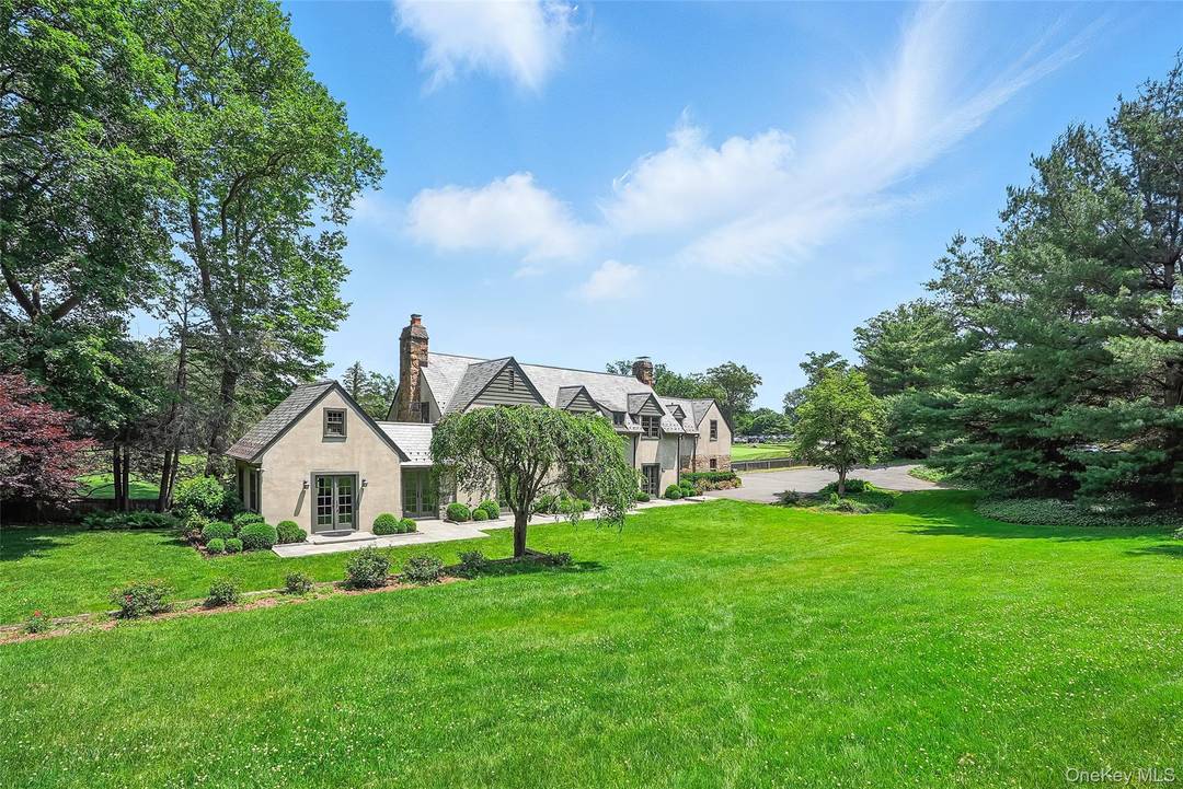 Discover unparalleled privacy and elegance in this exceptional rental, tucked within one of Rye s most exclusive and hidden neighborhoods set on the grounds directly adjacent to The Apawamis Club.