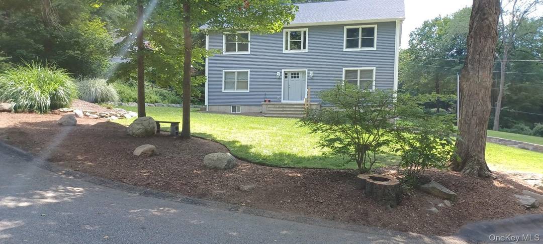 Town of Somers, Somers Schools.