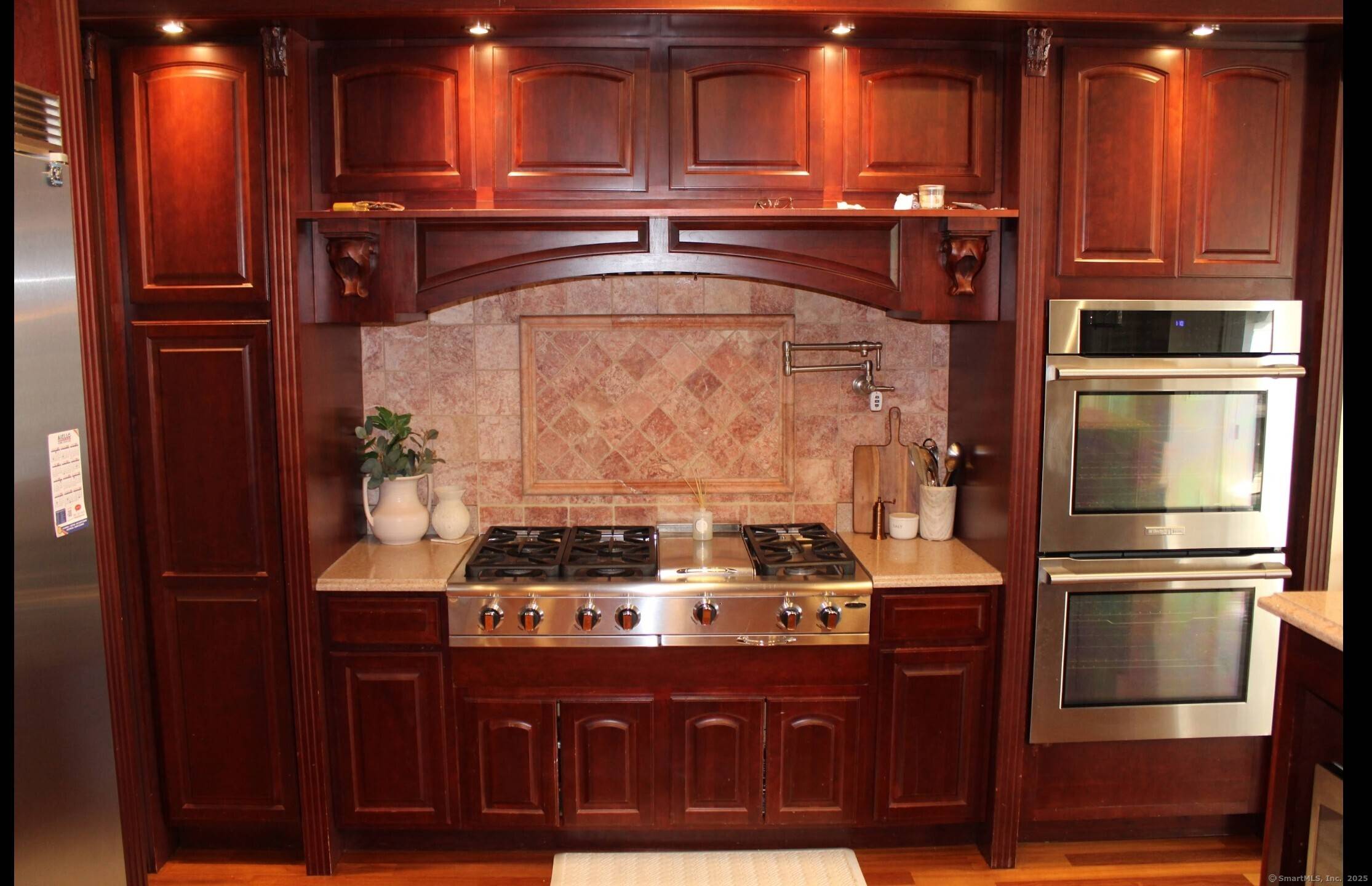 Motivated seller. Prestine Location !