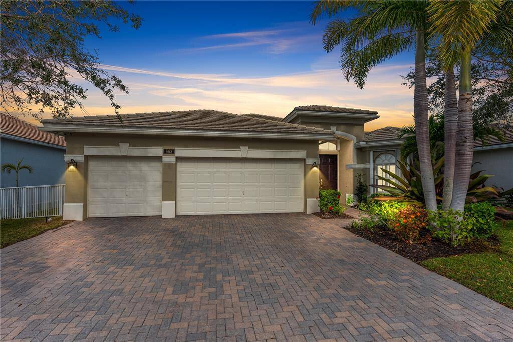 Waterfront, Ocean Access !