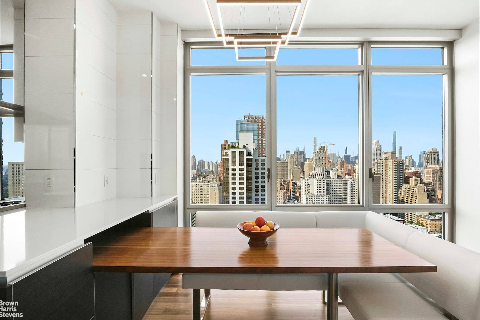 Perched on the 30th floor at the coveted Azure in the heart of Yorkville, this sprawling three bedroom, 3.