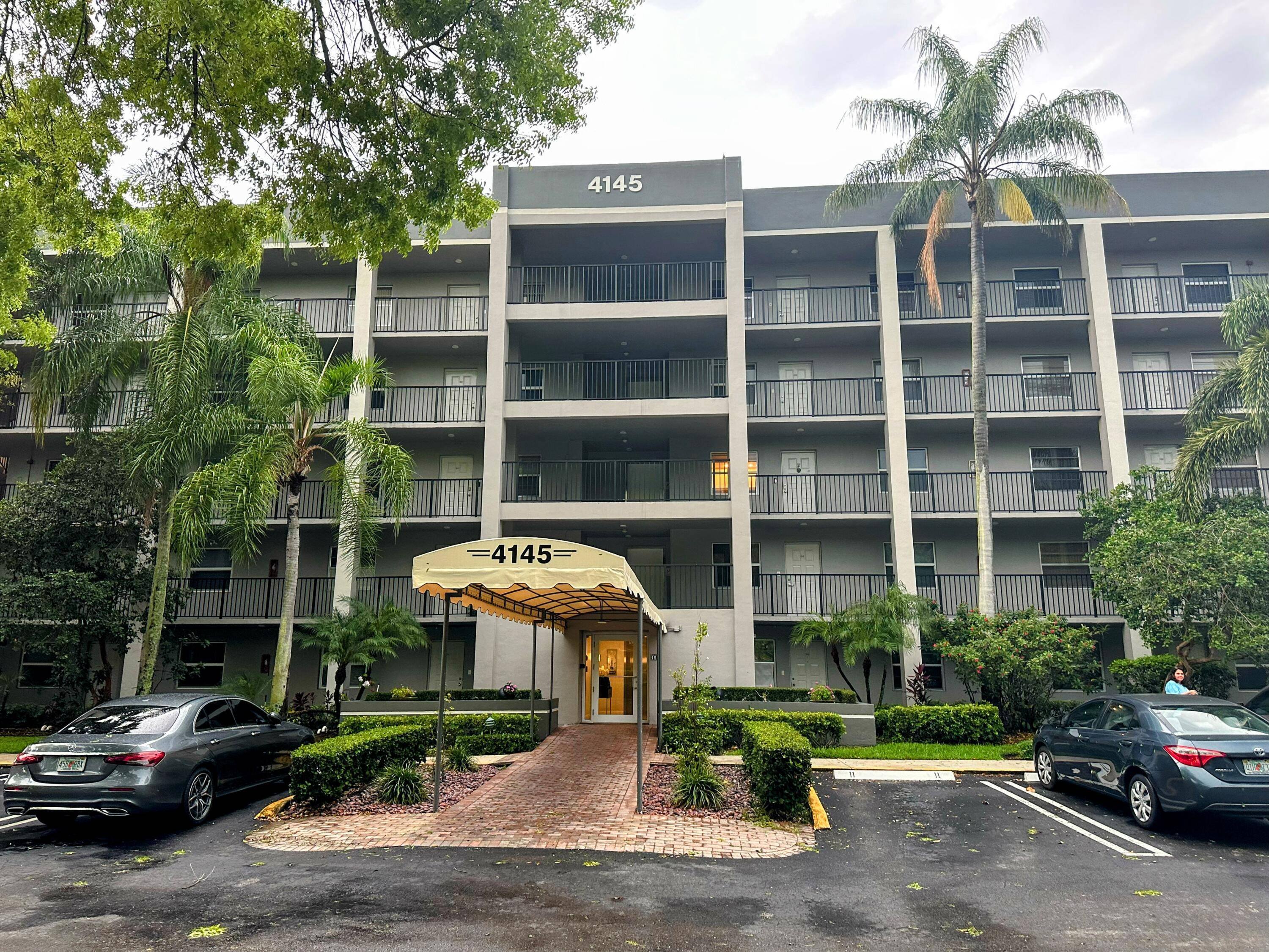 For Sale or Trade ! Enjoy fabulous water views from the 5th floor.