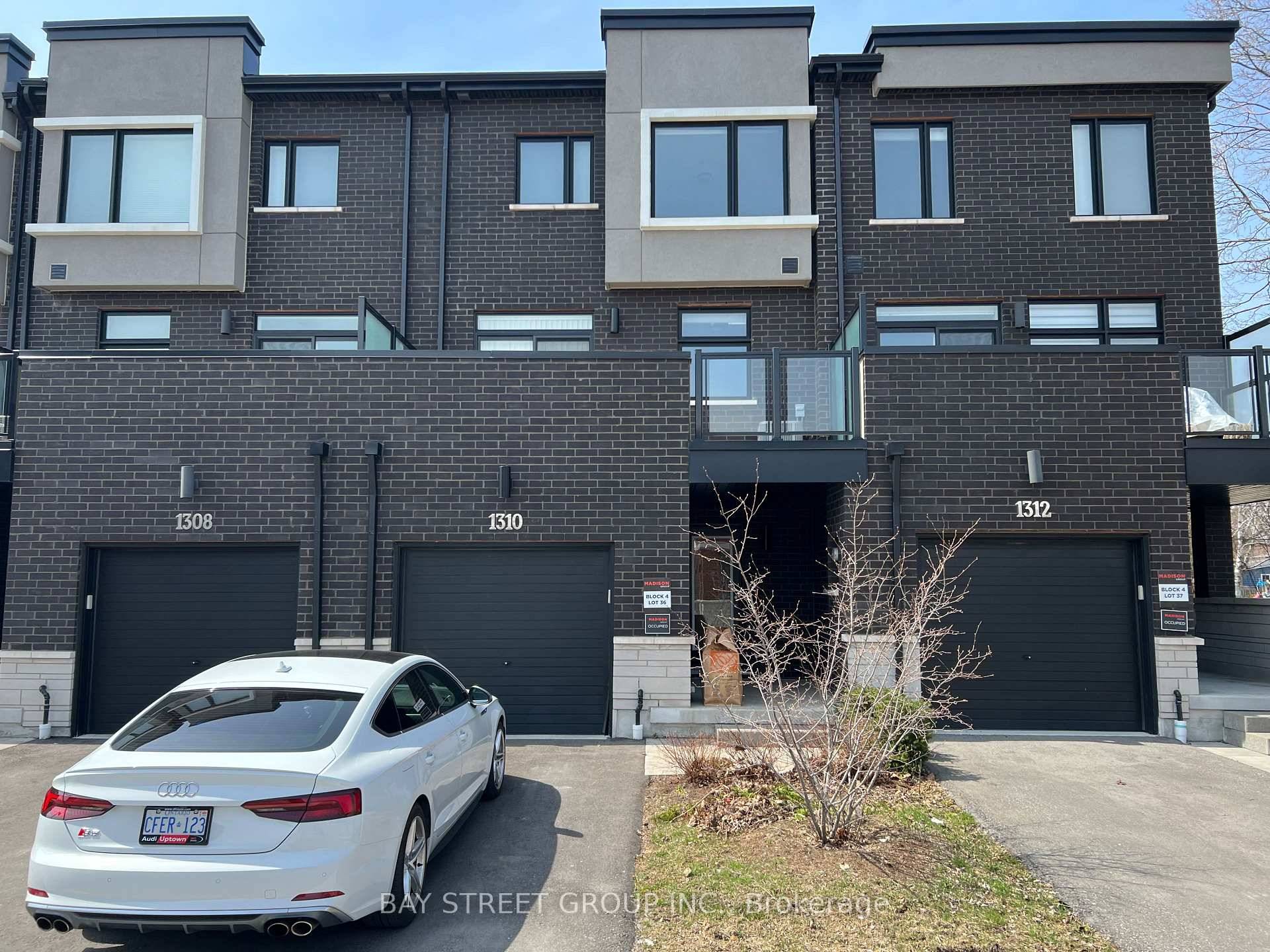 A True Beauty ! Feel The Downtown Ambiance In The Prestigious Bay Ridges Community With This 2172 Sq.