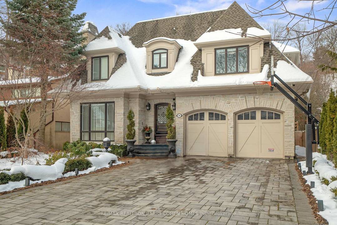 A Rare Ravine Estate In The Heart Of The Highly Coveted Hoggs Hollow.