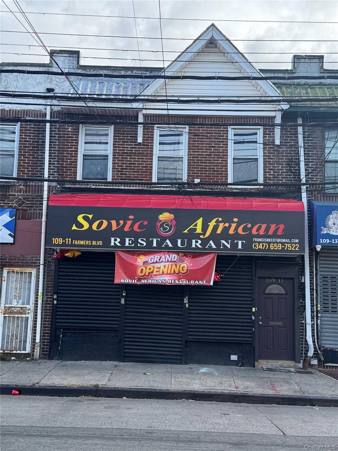 Prime mixed use building located on Farmers Blvd in the heart of Saint Albans.