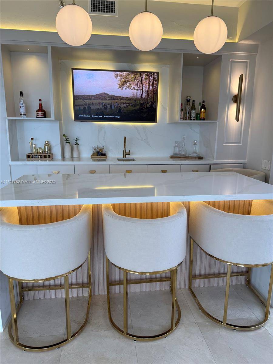 Welcome to your Mansion in the Sky !