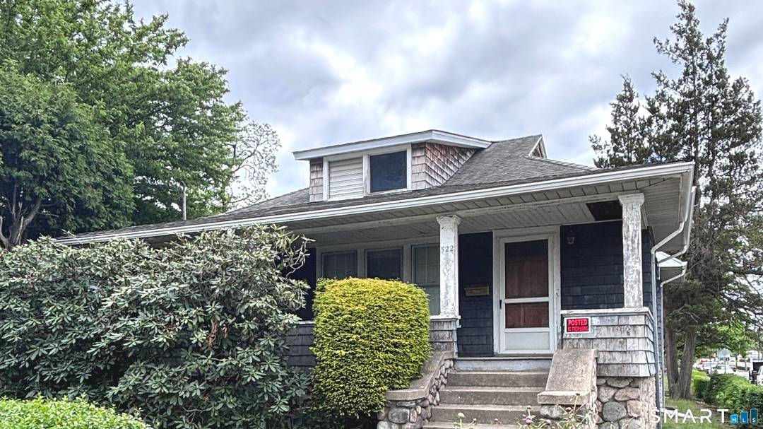 Great opportunity to own at a perfect location close to downtown Stamford at an affordable price !