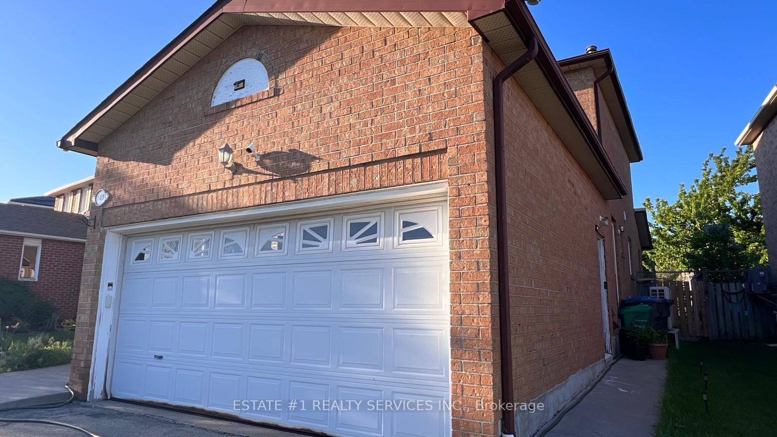 A 2 Bedroom Extensively RENOVATED LEGAL BASEMENT APARTMENT in Brampton Fletcher's Creek SOUTH area available from July 15th 2025 onwards.