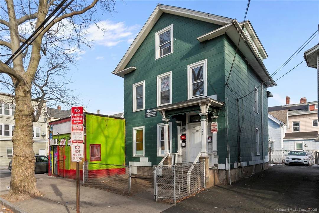 Amazing mixed use investment opportunity in the Fair Haven section of New Haven !