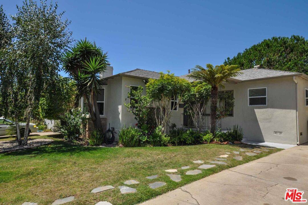 2725 BAGLEY AVE 3BR La