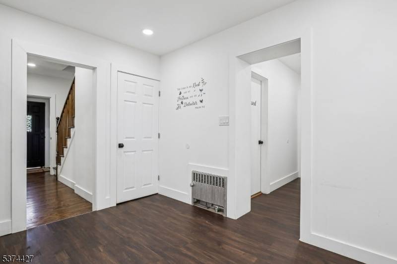 Welcome to 419 Greylock Pkwy, a beautifully updated home in the heart of Belleville !