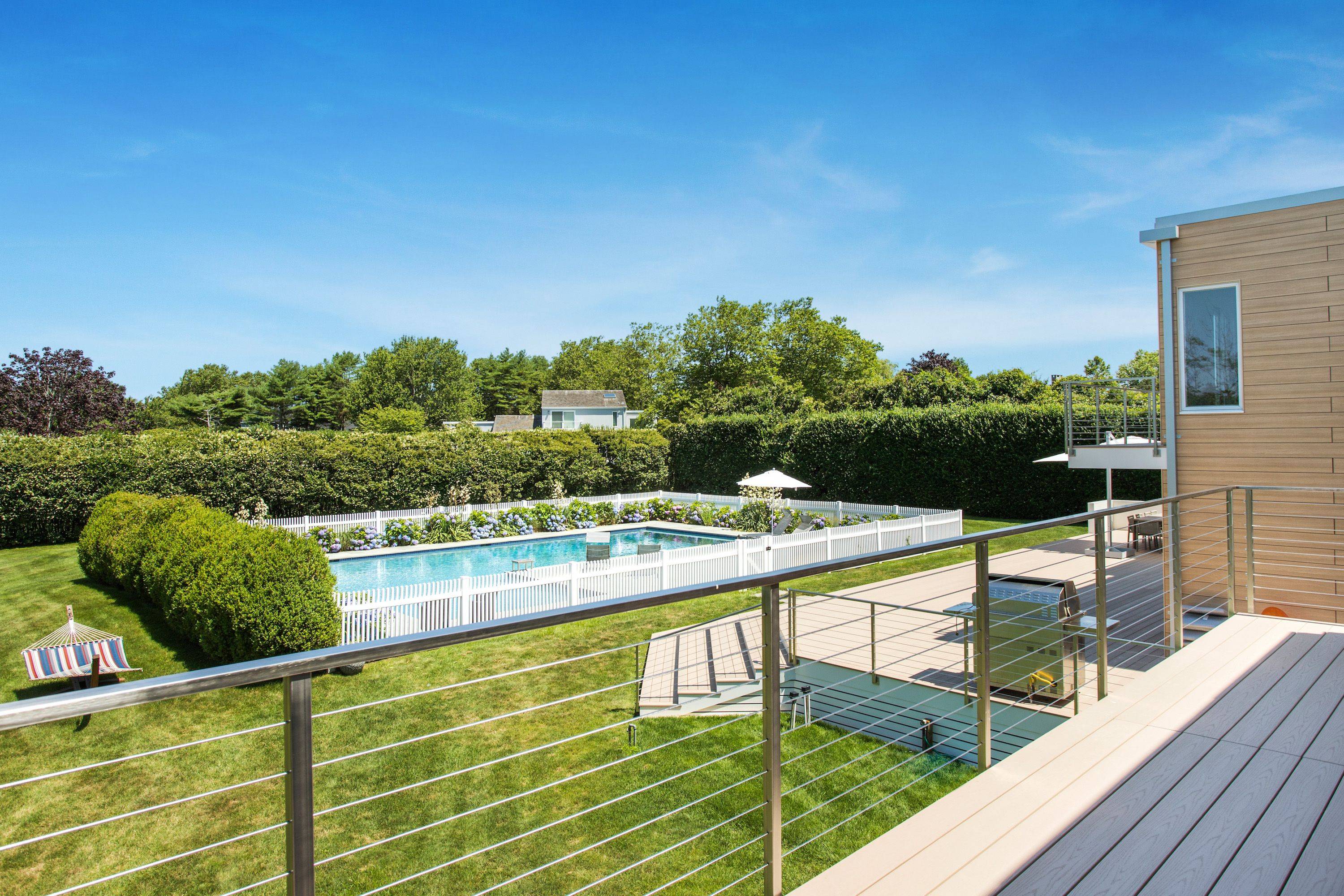 Elegantly Renovated Sagaponack South