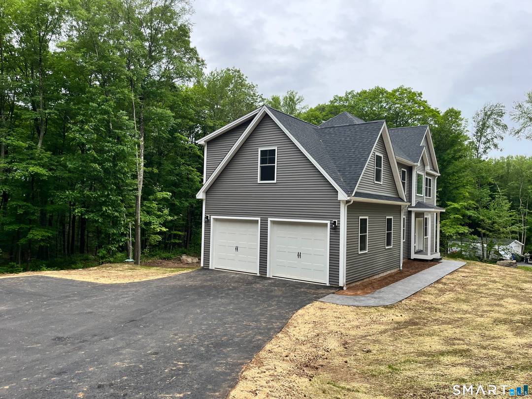 Brand new construction by M R Custom Homes offering 2, 500 sq ft.