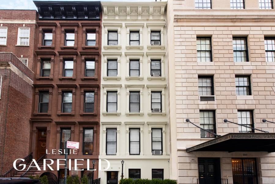 Just steps from Central Park and located on one of the Upper East Side s most prestigious townhouse blocks, this 20 foot wide, five story residence offers an exceptional opportunity ...