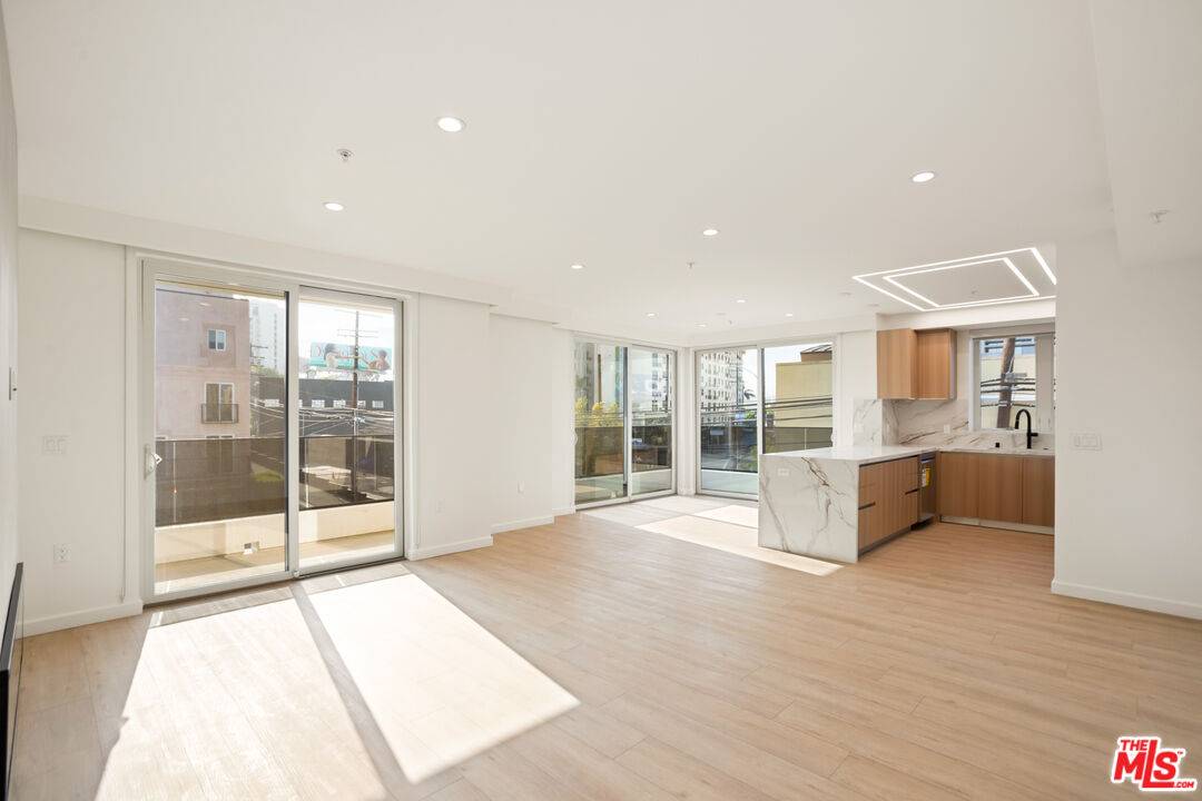 1414 S Beverly Drive Dr 3BR Beverlywood La