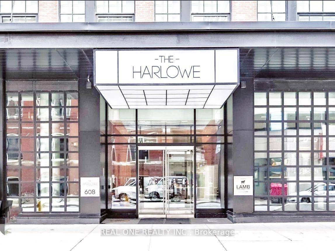 Welcome To The Harlowe ! Loftstyle Architecture In A Boutique Building With High Exposed Concrete Ceiling And Feature Walls, Floor To Ceiling Windows, Bright And Spacious.