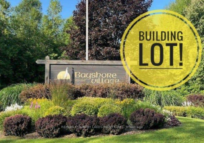 This rare vacant lot is ready for your dream home !