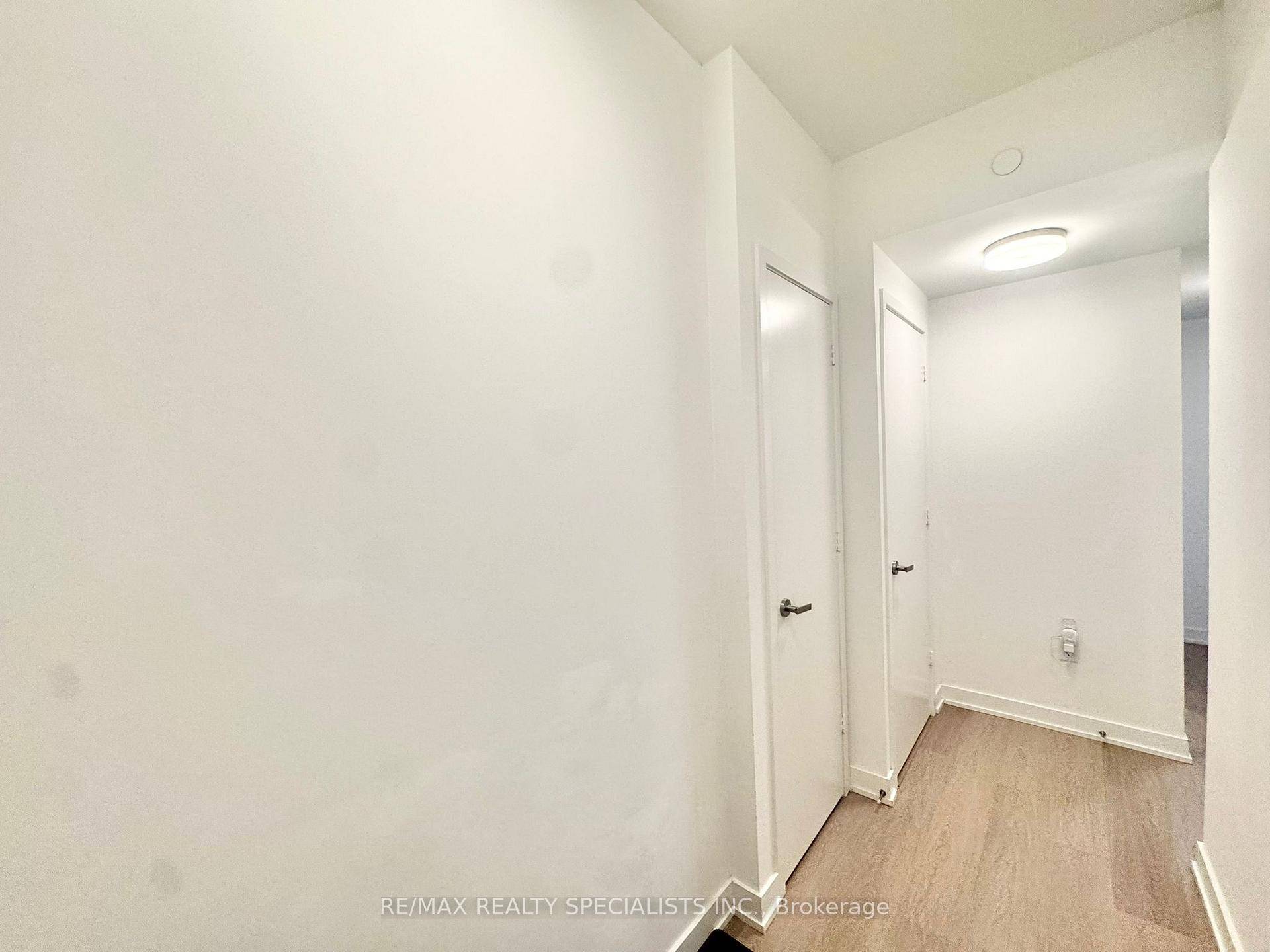 Welcome to M City 2, Bright and Spacious, this 2 bedroom unit features two split bedrooms, 9 fthigh ceiling, floor to ceiling windows.