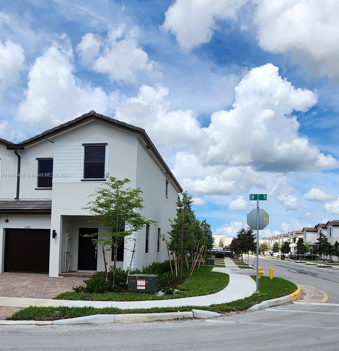 Spectacular Brand New 2023 built Smart Home Corner unit Townhouse at Sunset Pines by Lennar, AT the best residential location in Pembroke Pines, be the 1st to live in this ...