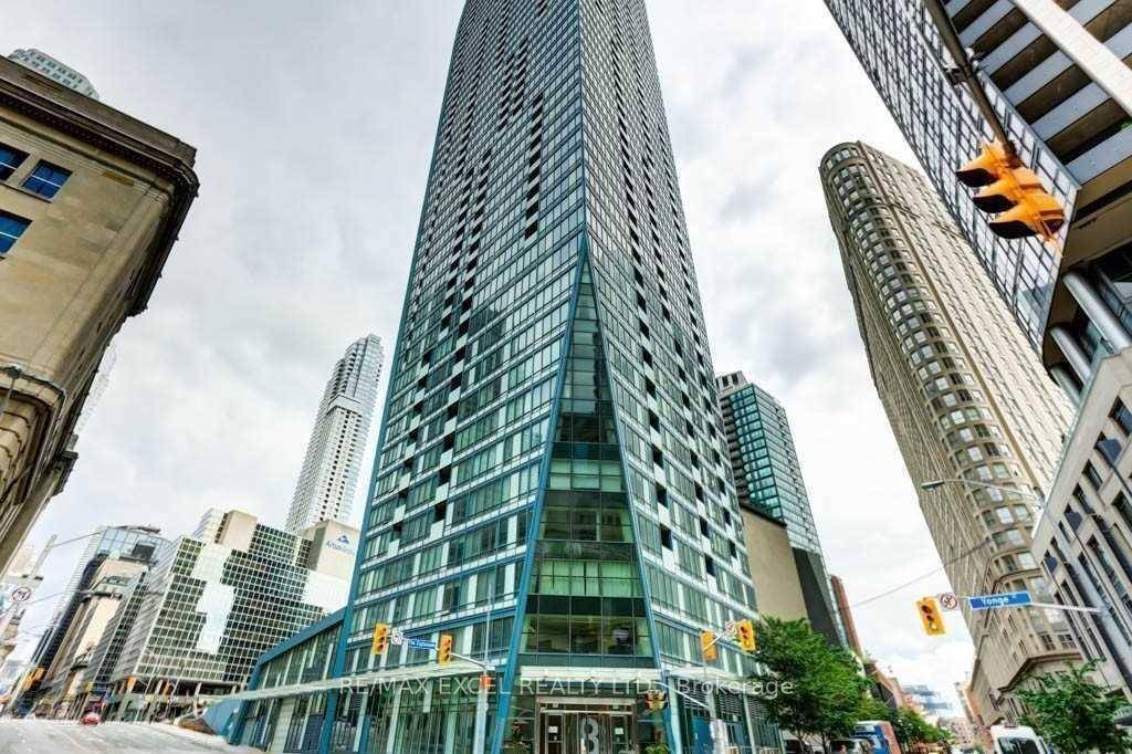 Location ! Location ! L Tower A Modern Designed Skyscraper In The Heart Of Financial District.
