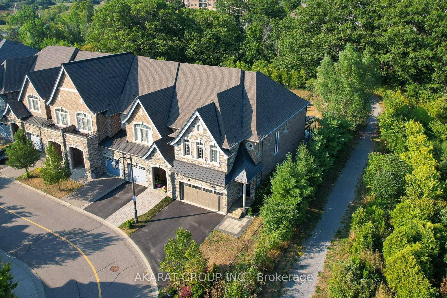 Located in a private enclave, this 4 bedroom, 5 bathroom corner townhome backs onto Fourteen Mile Creek and offers over 2, 300 sq ft above grade plus a beautifully finished ...