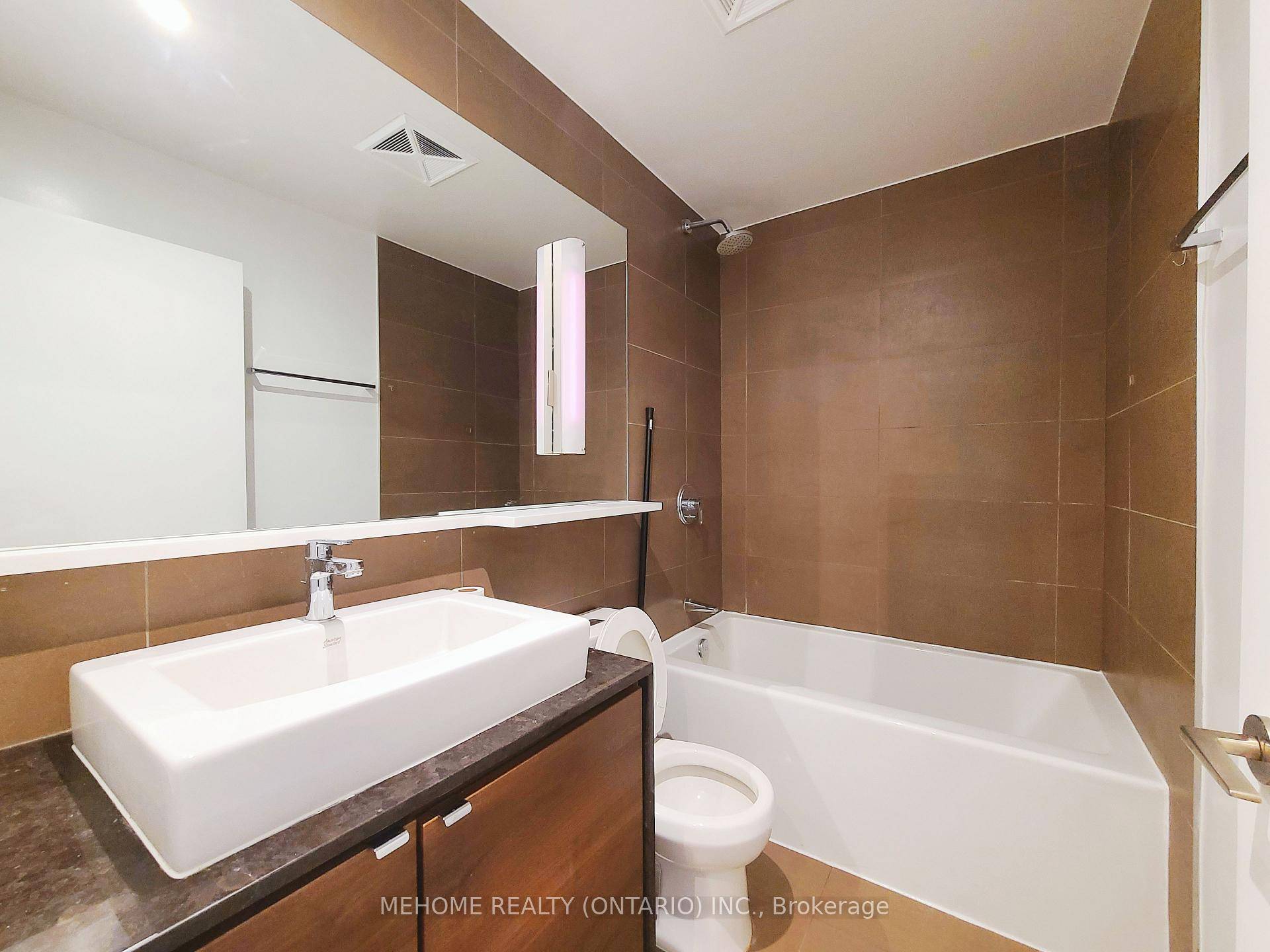 Tango I Luxury Condo At Concord Park Place.