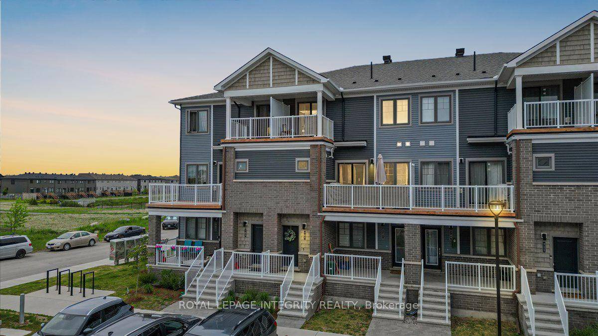 Welcome to 705 Chromite Private, a modern 2 bedroom, 3 bath home nestled in Barrhaven's desirable Heritage Park community.