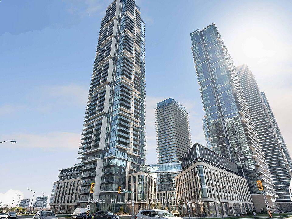 Luxurious And Very Spacious 2 Bedroom 3 Washroom Condo !